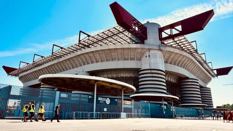 Giuseppe Meazza Stadion