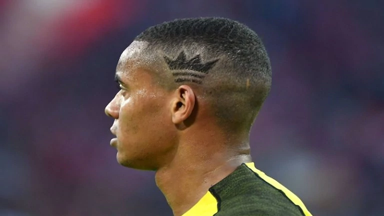 Akanji Frisur