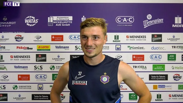 Video: Interview mit Neuzugang Elias Huth