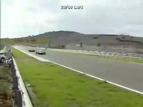 Video: Villeneuve vs Schumacher Saison Finale Crash 1997.mp4